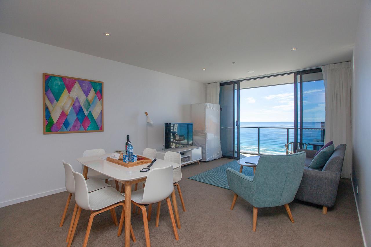 High Floor Ocean View Suites Broadbeach 골드코스트 외부 사진