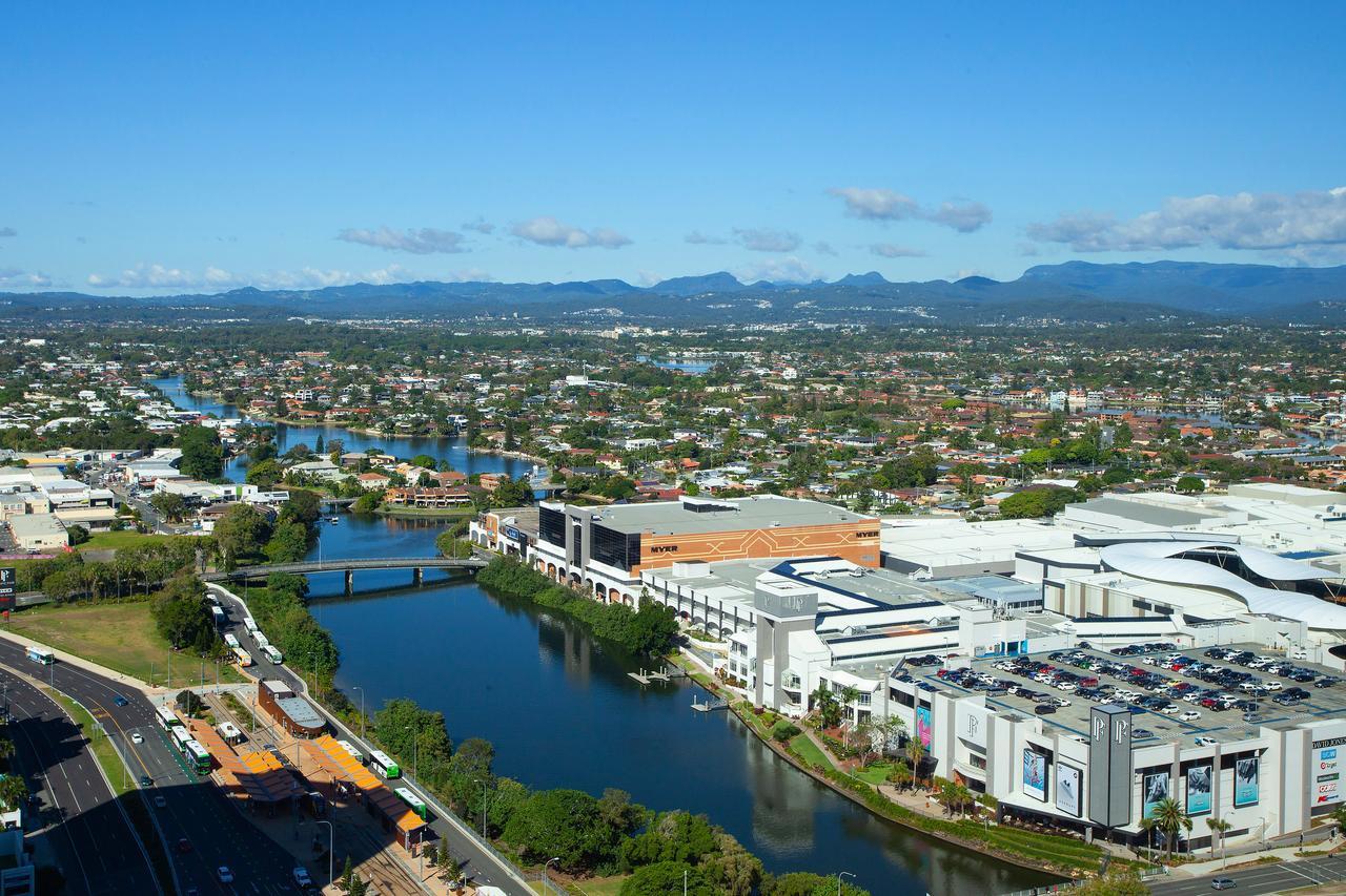 High Floor Ocean View Suites Broadbeach 골드코스트 외부 사진